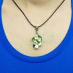 Подвеска ландыши с листиками каскад на цепочке (Бижутерия)