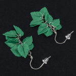 Серьги листики зелёные грозди матовые (Бижутерия)