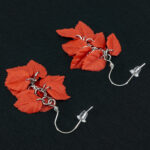 Серьги листики красные грозди матовые (Бижутерия)