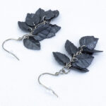 Серьги листики гематитовые грозди металлик (Бижутерия)