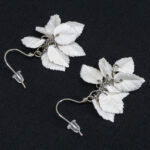 Серьги листики перламутровые грозди металлик (Бижутерия)