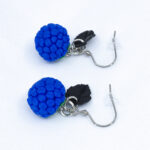 Серьги малинки синие с чёрными листочками (Бижутерия)