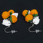 Серьги малинки оранжевые 3 шт грозди с белыми листочками (Бижутерия)