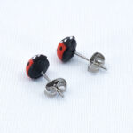 Серьги пусеты божьи коровки красно-золотые серебро (бижутерия из полимерной глины и медицинской стали) гипоаллергенные