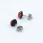 Серьги пусеты божьи коровки красные серебро (бижутерия из полимерной глины и медицинской стали) гипоаллергенные