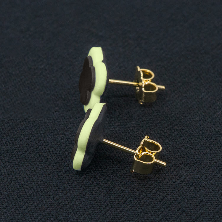 Серьги пусеты клевер Van Cleef графитовые, латуковые (золотые)