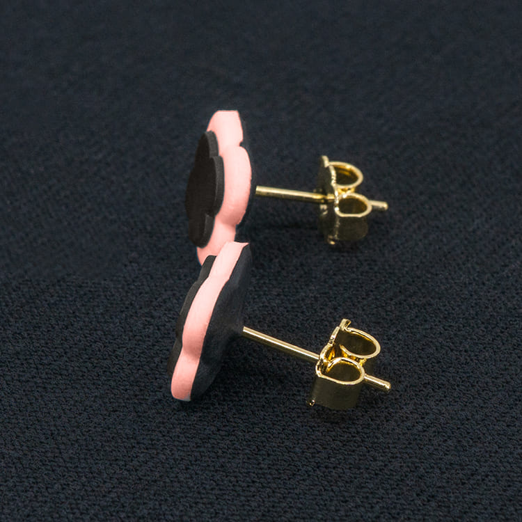 Серьги пусеты клевер Van Cleef графитовые, кремово-малиновые (золотые)