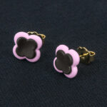 Серьги пусеты клевер Van Cleef графитовые, розовый кварц (золотые)