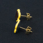 Серьги пусеты клевер Van Cleef темный шоколад, одуванчиковые (золотые)