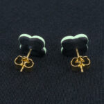 Серьги пусеты клевер Van Cleef темный шоколад, нефритовые (золотые)