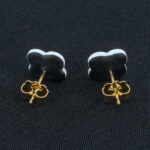 Серьги пусеты клевер Van Cleef светло-стальные синие, маренговые (золотые)