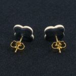 Серьги пусеты клевер Van Cleef терракотовые, белый жасмин (золотые)