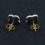 Серьги пусеты клевер Van Cleef арбузные, белый жасмин (золотые)