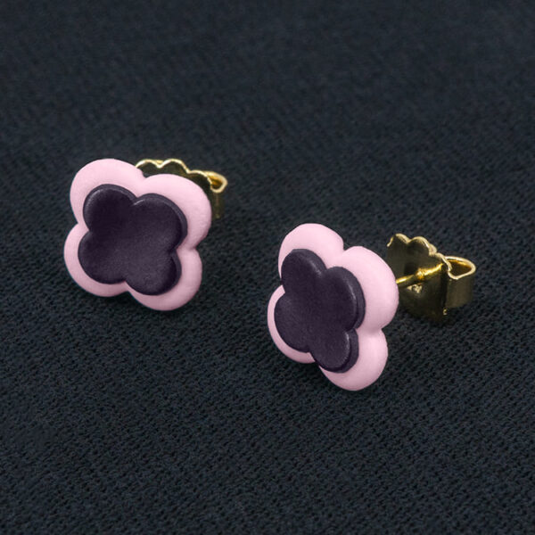 Серьги пусеты клевер Van Cleef темно-фиолетовые, нежно-розовые (золотые)