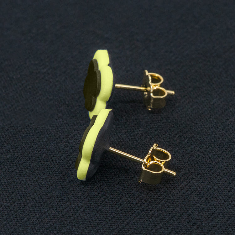 Серьги пусеты клевер Van Cleef серебристо-коричневые, светло-лаймовые (золотые)