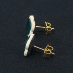 Серьги пусеты клевер Van Cleef морской волны, белый жасмин (золотые)