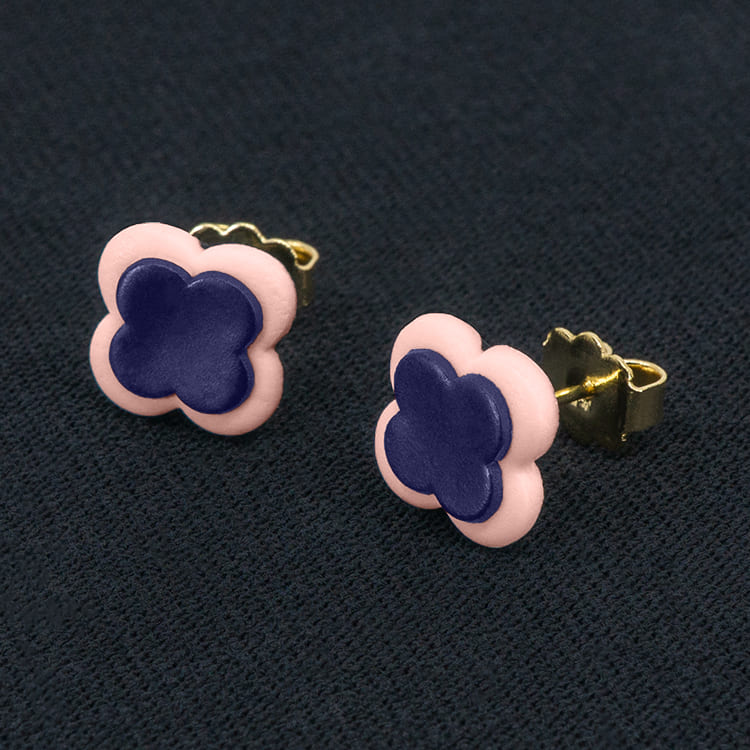 Серьги пусеты клевер Van Cleef черничные, бледно-розовые (золотые)
