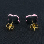Серьги пусеты клевер Van Cleef ярко-фиолетовые, светло-розовые (золотые)