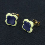 Серьги пусеты клевер Van Cleef лилово-древесные, латуковые (золотые)