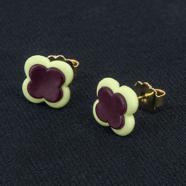 Серьги пусеты клевер Van Cleef брусничные, латуковые (золотые)