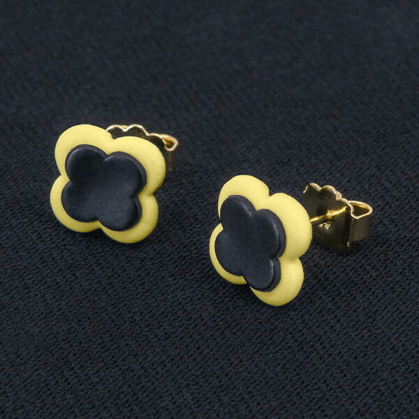 Серьги пусеты клевер Van Cleef светло-болотные (золотые)