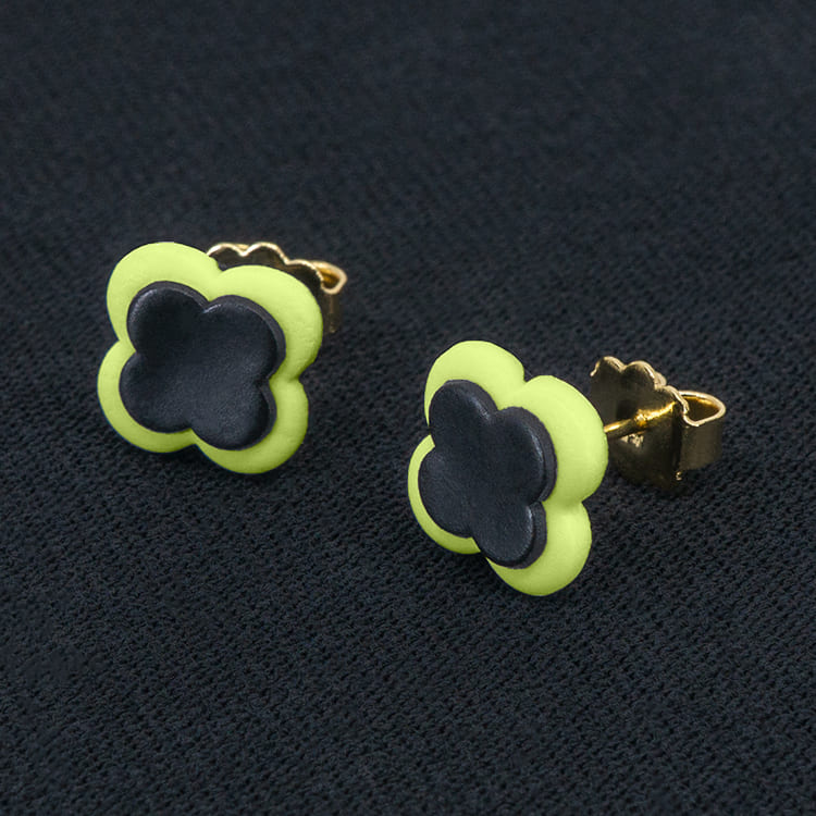 Серьги пусеты клевер Van Cleef хвойные (золотые)