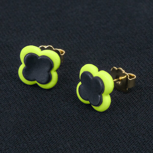 Серьги пусеты клевер Van Cleef киви (золотые)