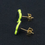 Серьги пусеты клевер Van Cleef киви (золотые)