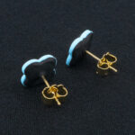 Серьги пусеты клевер Van Cleef аквамариновые (золотые)