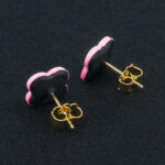 Серьги пусеты клевер Van Cleef ярко-розовые (золотые)