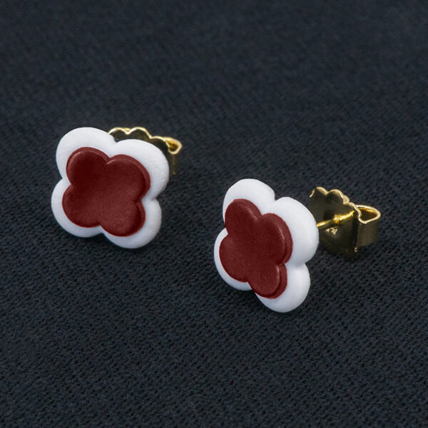 Серьги пусеты клевер Van Cleef вишневые (золотые)