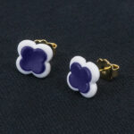 Серьги пусеты клевер Van Cleef черничные (золотые)