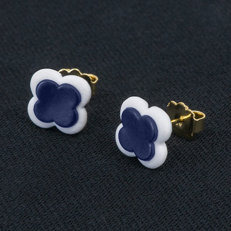 Серьги пусеты клевер Van Cleef лилово-древесные (золотые)